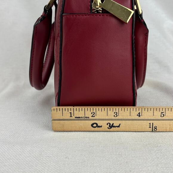 ANTONIO MELANI Red Shoulder Bag - Picture 11 of 12